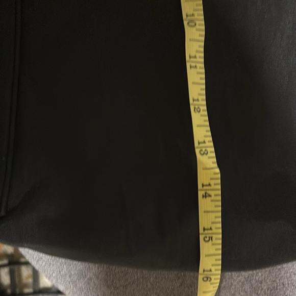 Baggallini Crossbody Sling bag - Picture 8 of 13